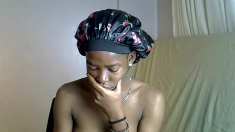 sweetkerry2 online show from July 17, 12:59 am