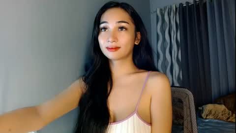 Lilly online show from July 17, 2:49 am