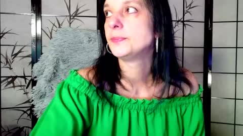 JenJenny online show from October 5, 7:46 am