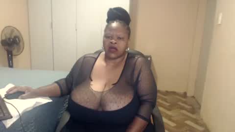 sweetnoziexxx online show from February 18, 5:17 am