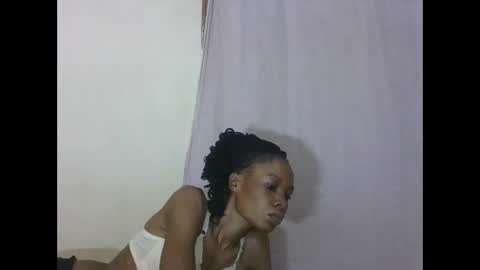 ESTHER online show from March 26, 6:20 pm