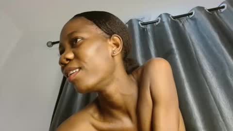 slim ivy online show from November 15, 5:30 am