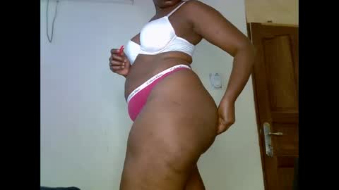 sweetrenne online show from September 13, 7:38 am