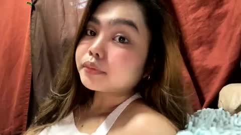 sweetspicyy online show from April 11, 9:46 am