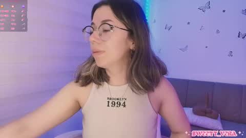 Veronica Independent Model online show from March 3, 12:55 pm