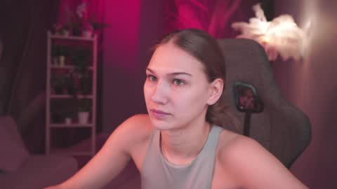 Emily online show from April 15, 6:03 am