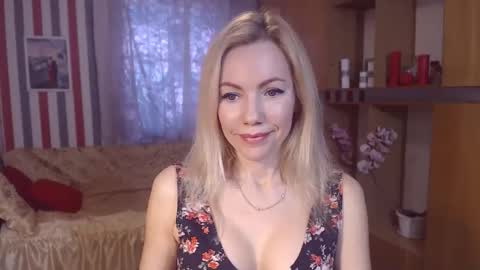 Sweety friend online show from May 22, 1:31 pm