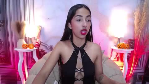 LAURA online show from October 25, 12:13 pm