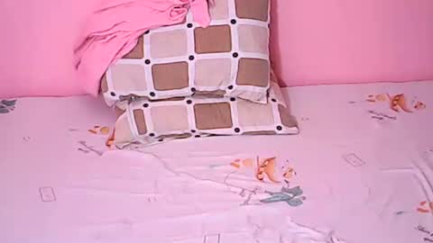 Sweetyummygirl online show from September 19, 12:20 am