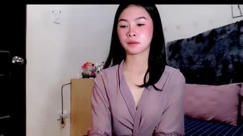 Holly online show from January 14, 1:54 am