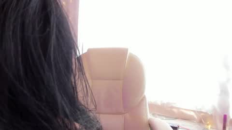 Sydney online show from April 9, 2:11 pm