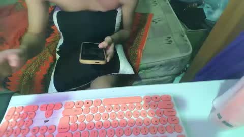 sydnyxox1 online show from March 1, 8:25 am