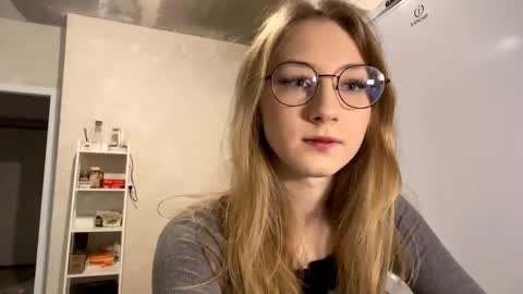 Tessa online show from November 29, 12:42 pm