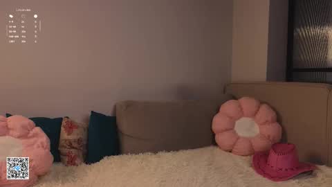 Snapshot of taithelme chatting on October 3, 1:54 am Molly online show from October 3, 1:54 am