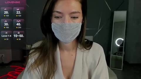 Snapshot of take_me_to_moon chatting on October 1, 1:54 am Sasha online show from October 1, 1:54 am