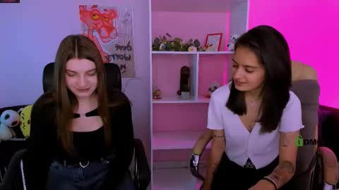 Snapshot of talia_seduce chatting on October 2, 12:54 pm talia_seduce online show from October 2, 12:54 pm