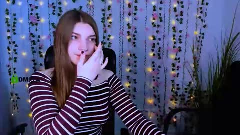 Snapshot of talia_seduce chatting on October 9, 1:15 pm talia_seduce online show from October 9, 1:15 pm