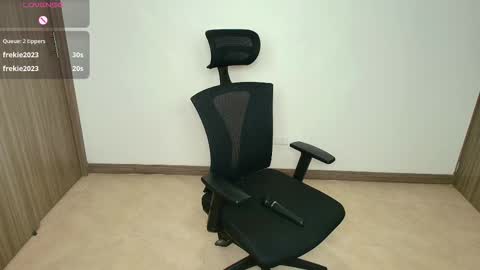 talianaprada_ online show from October 16, 1:52 am