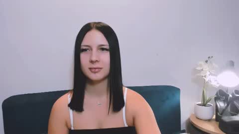 taliasensitive online show from January 11, 4:34 pm