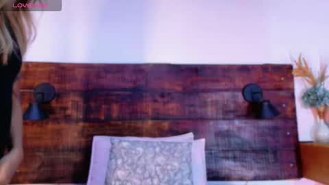    online show from February 25, 10:25 am