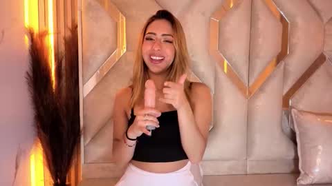 Tamara  online show from January 9, 1:04 pm