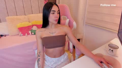 Tammy online show from April 11, 8:34 pm