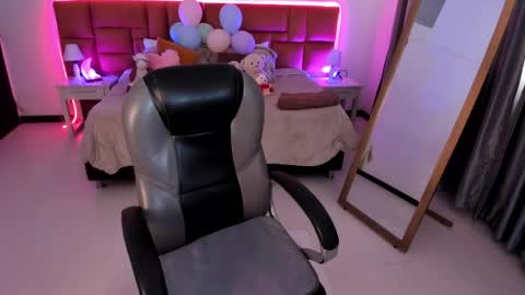Tamy  online show from May 30, 8:38 pm