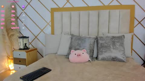 Snapshot of tamy_honey chatting on October 1, 11:31 pm Tamy online show from October 1, 11:31 pm
