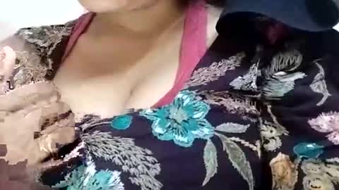 taniya_roy4628 online show from February 10, 4:48 am