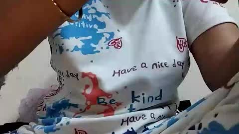taniya_roy4628 online show from May 30, 8:01 am