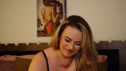 TanyaJade online show from October 27, 7:52 pm