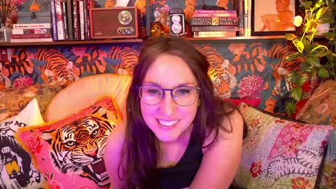 Vivian  Clark online show from February 22, 2:07 pm