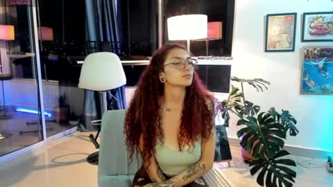 Snapshot of tastymeli8 chatting on December 16, 4:34 am Meli online show from December 16, 4:34 am