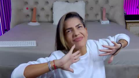 TastyPatricia online show from September 30, 7:58 am