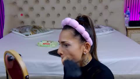 TastyPatricia online show from December 17, 7:01 am