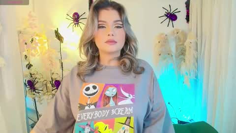 Snapshot of tatiana_ruiiz chatting on October 15, 4:15 am Tatiana online show from October 15, 4:15 am