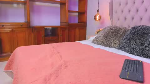 Snapshot of tatihornyy chatting on September 12, 11:07 am TATI online show from September 12, 11:07 am