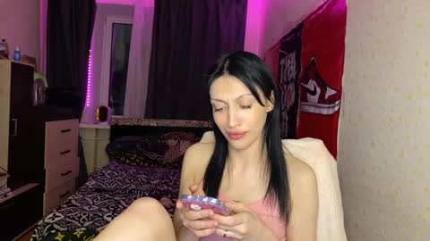tatika_williams online show from February 12, 4:52 pm
