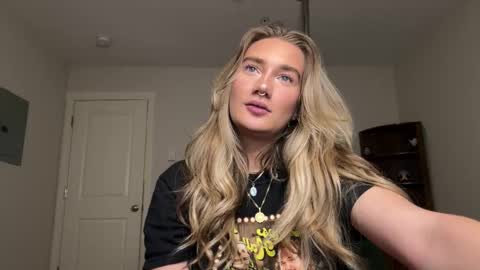 Katy online show from November 16, 3:19 am