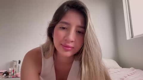 Amy No penetration Virgiin giirl online show from September 20, 1:09 pm