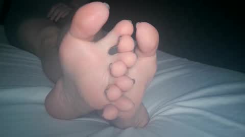 Viv West online show from November 3, 4:27 am