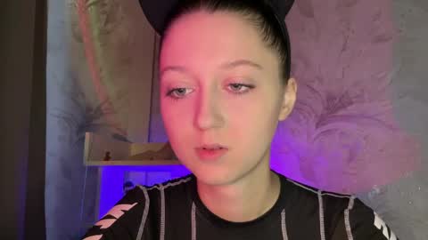 temptingvision online show from April 15, 9:21 am