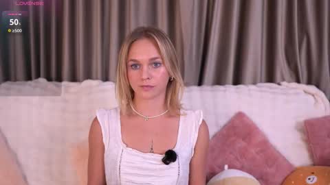 Ellis online show from November 21, 6:32 pm