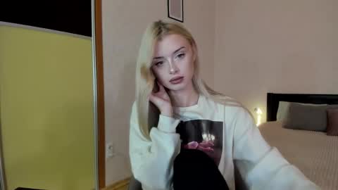 Alissa online show from October 20, 4:32 pm
