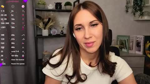 Nelly online show from December 14, 8:03 pm