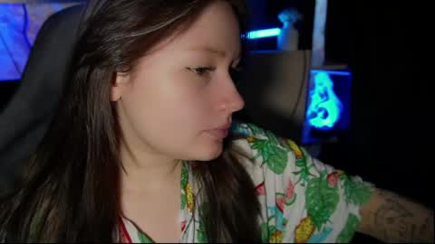 tendre_amelia online show from June 2, 9:54 am