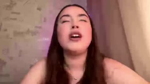 Janey online show from June 14, 5:52 am