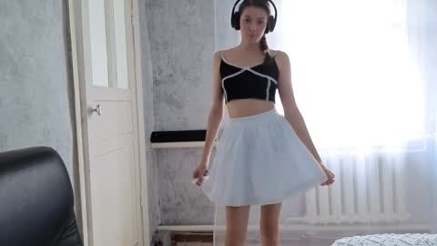 Anny Simpson online show from September 22, 4:33 am