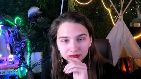 Tessa online show from October 3, 6:18 am