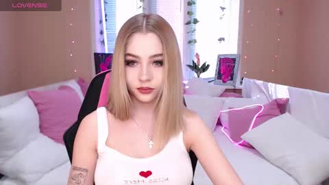 Tessa online show from January 21, 7:37 am